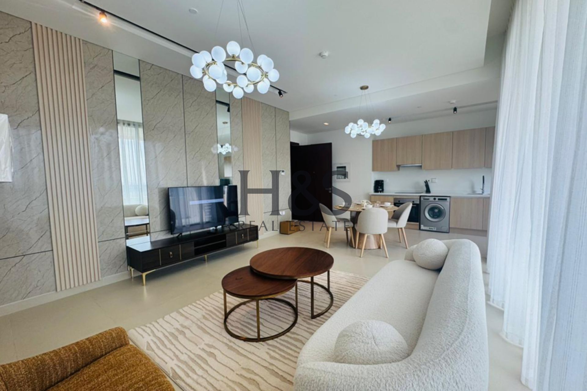 Elegant 1BR Apartment | Fully Furnished | Park View