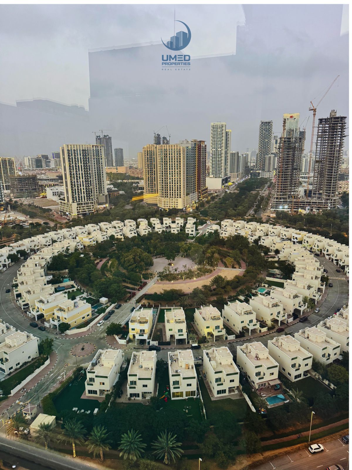 Spacious 1BR High Floor | Park View | Fully Equipped Kitchen