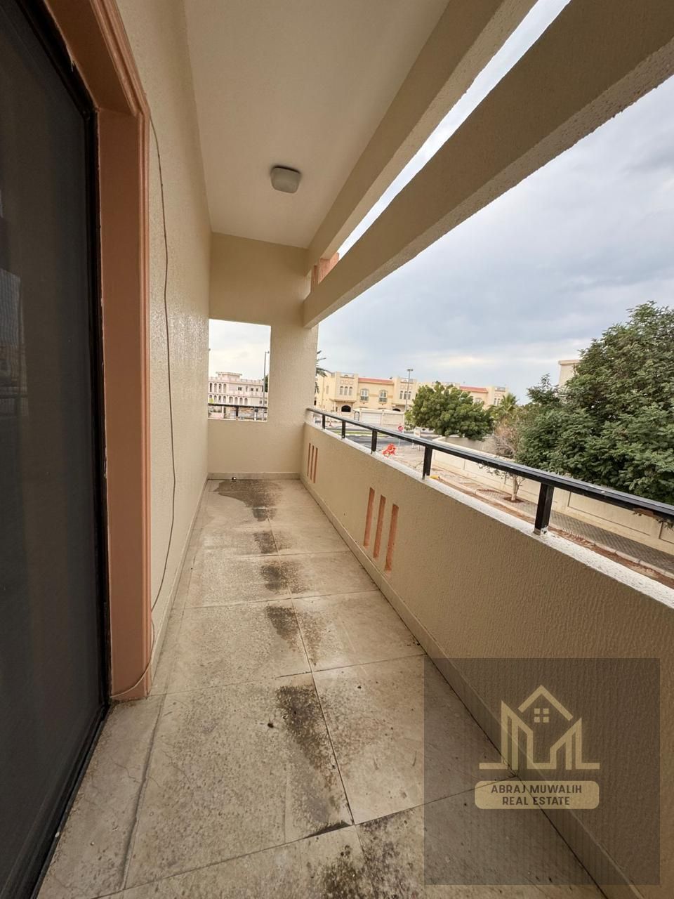 Spacious 5-Bedroom Villa in Al Fisht | AED 160K Residential