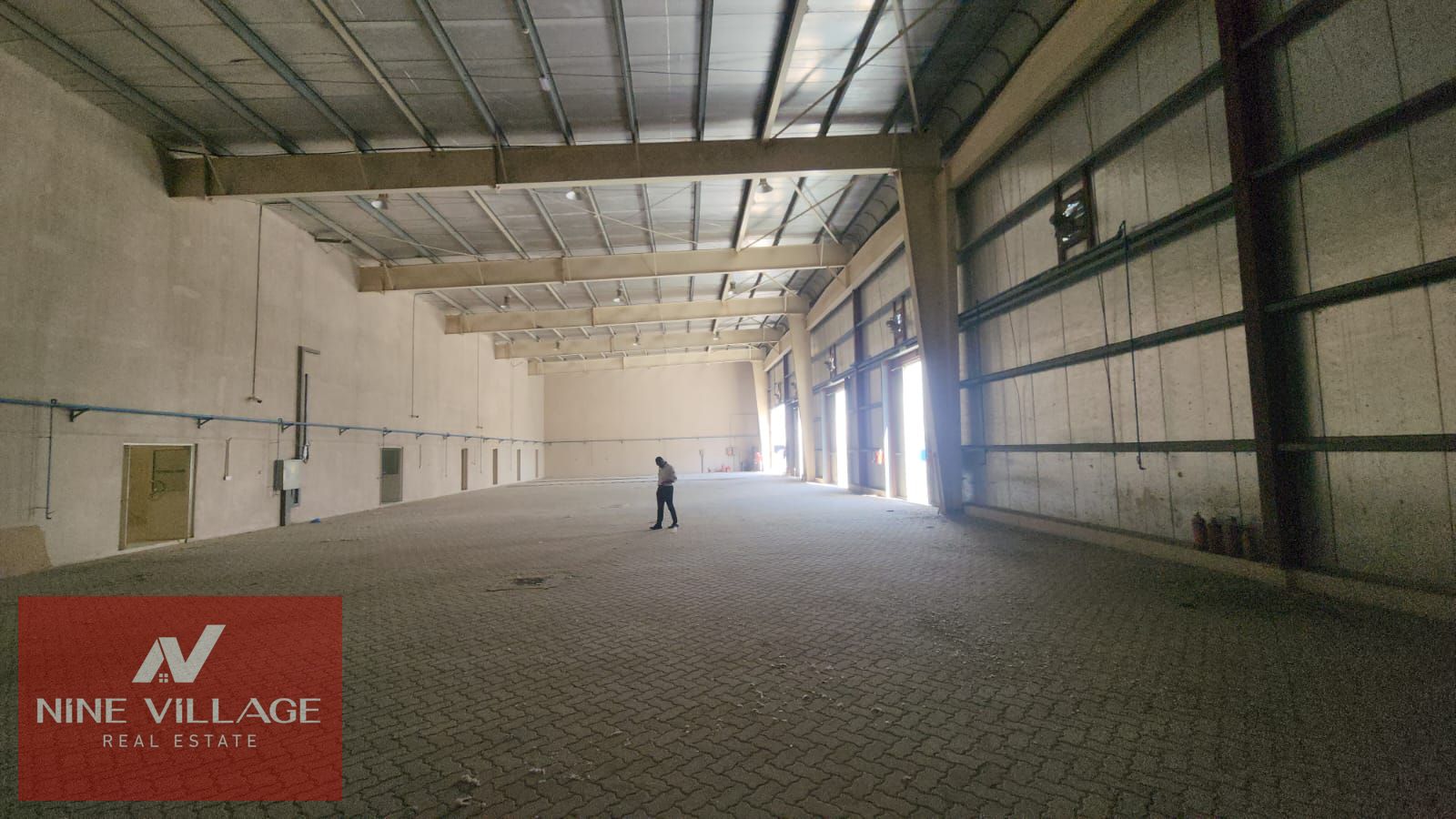 warehouse with Office for Rent 11Meter Hight 100KW POWER