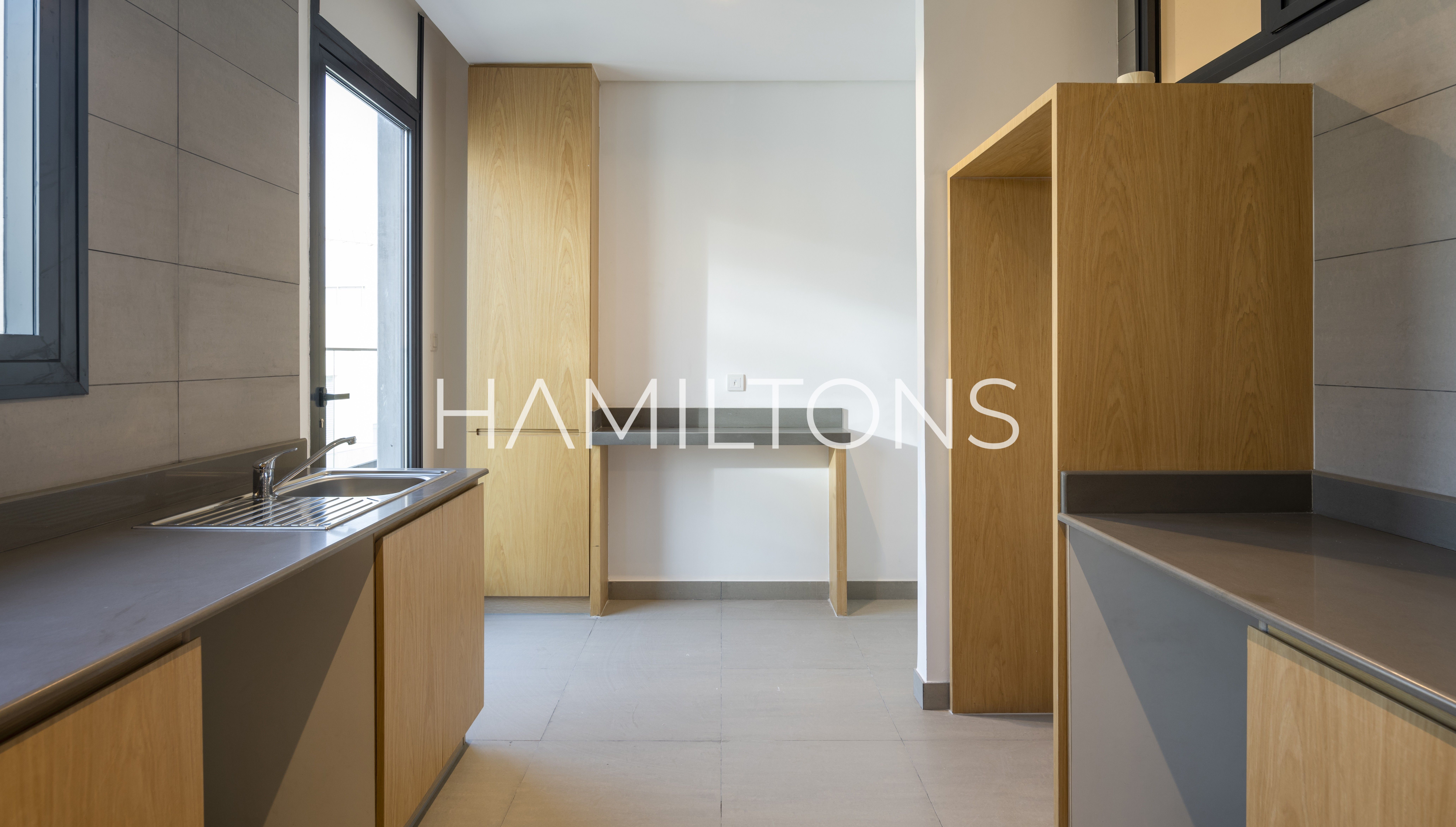 Apartment for Sale | Full Amenities | Al Mamsha | Resale