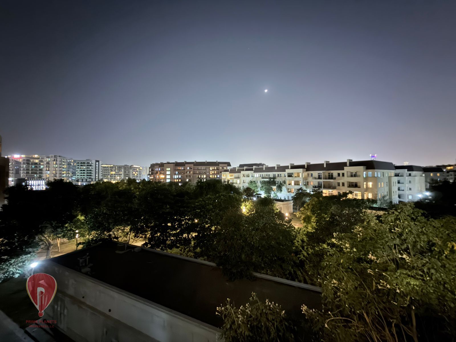 Spacious | Ready to Move in | Prime Location