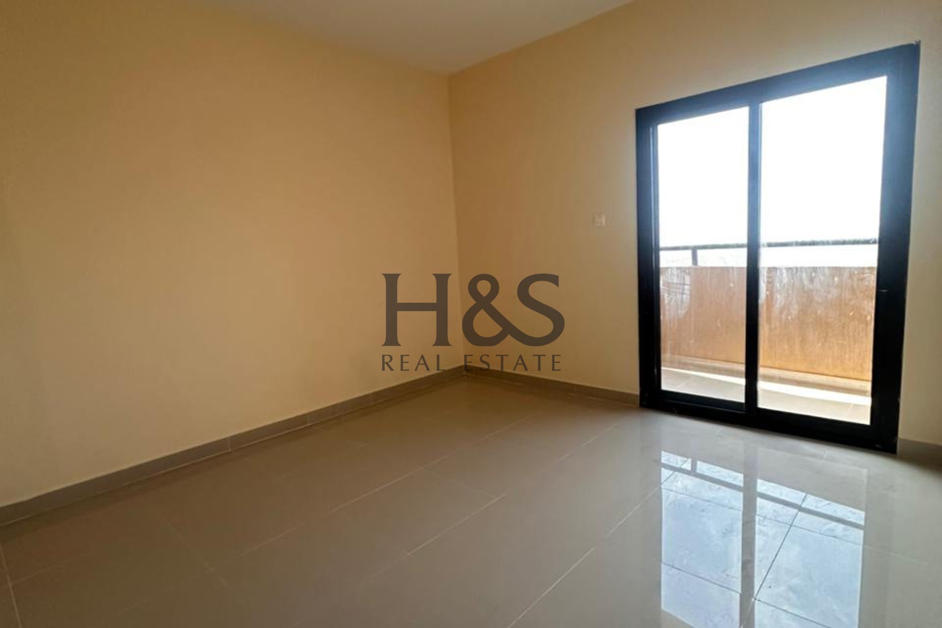 Stylish 2BR Apartment | Open Views | Smart Closed Kitchen Layout
