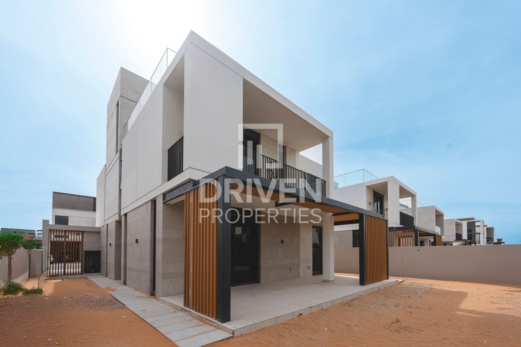 Prime Row | Park Views | Elegant Layout | Spacious