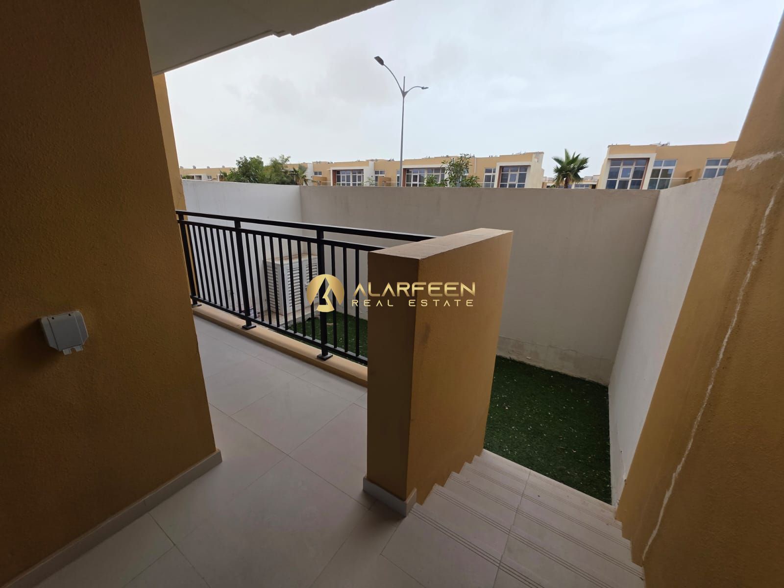 3 Beds + Basement | Single row | Furnished