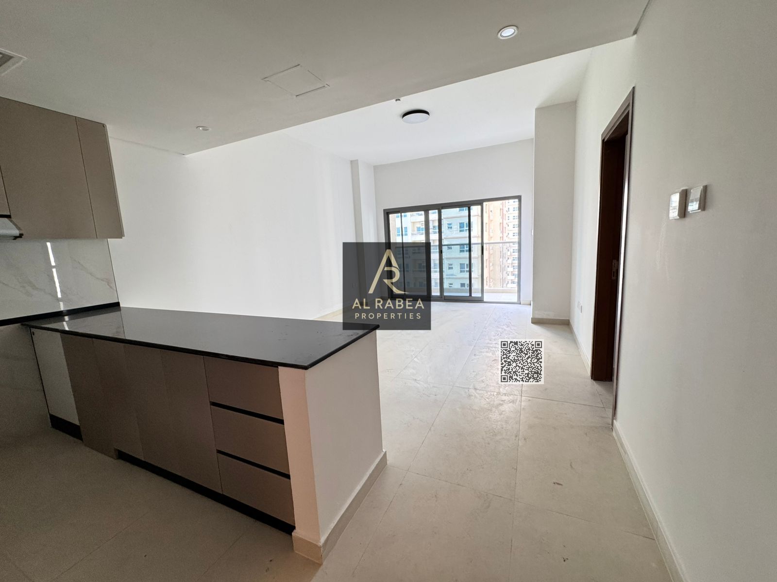 Garden Residence, 1 bedroom, living room, 2 bathrooms Partial view of the garden and Mohammed Bin Zayed Road