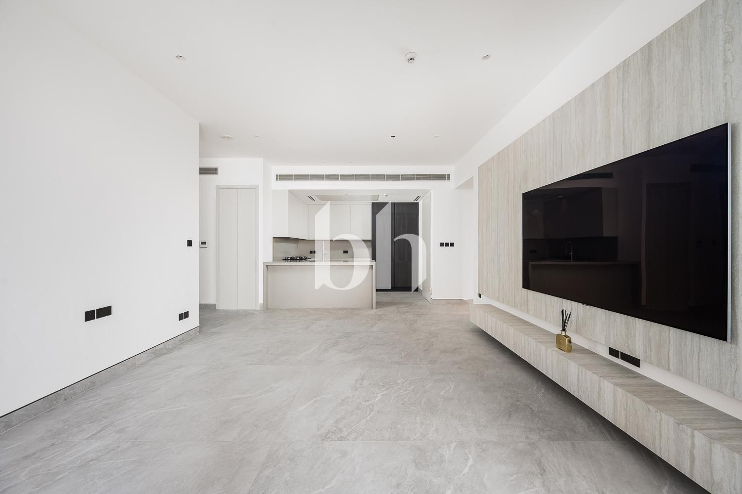 Marina View | Luxurious Upgraded | High roi