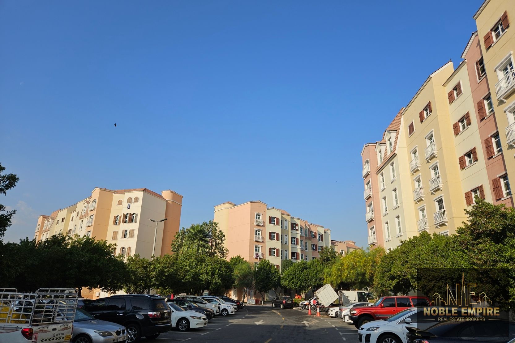 Mediterranean Spacious One Bedroom Apt