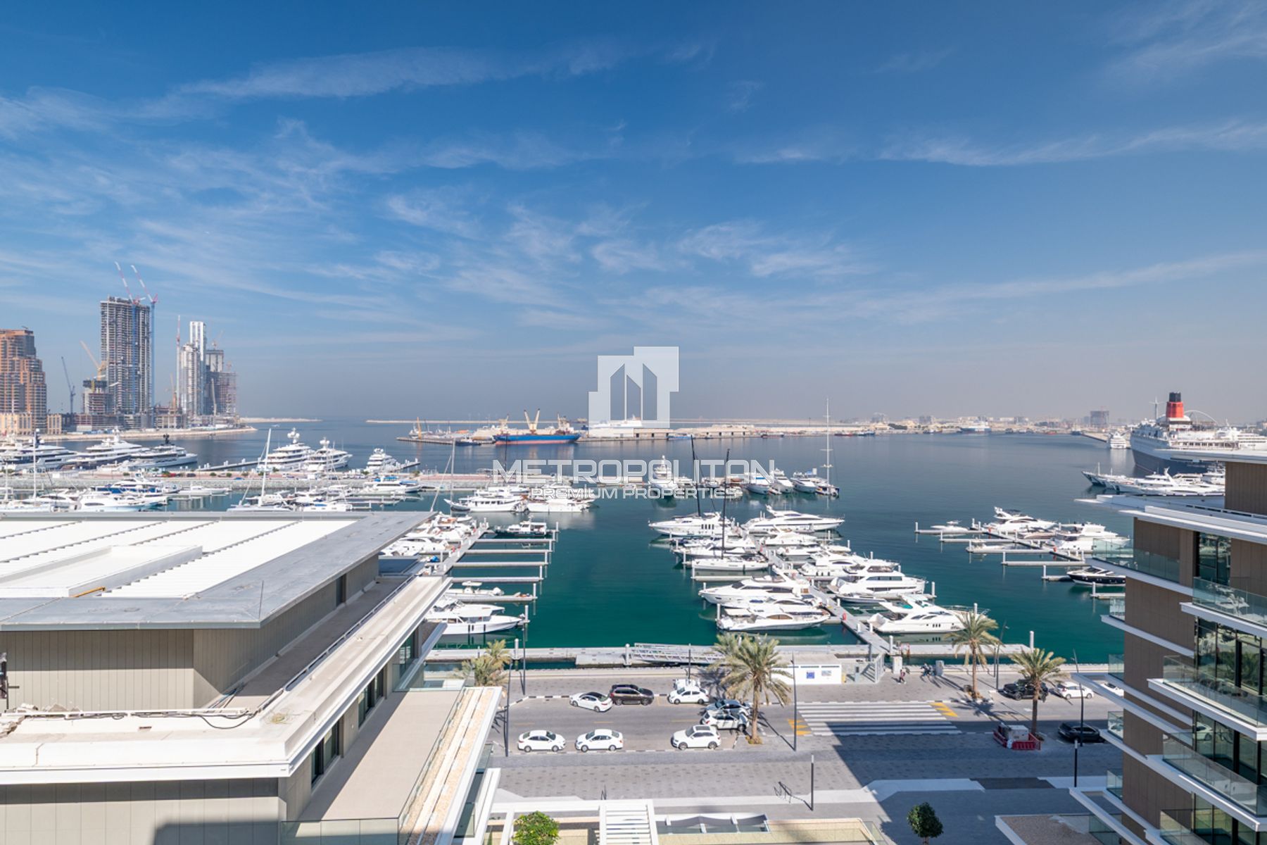 Fully Furnished | Sea and Marina View| Spacious