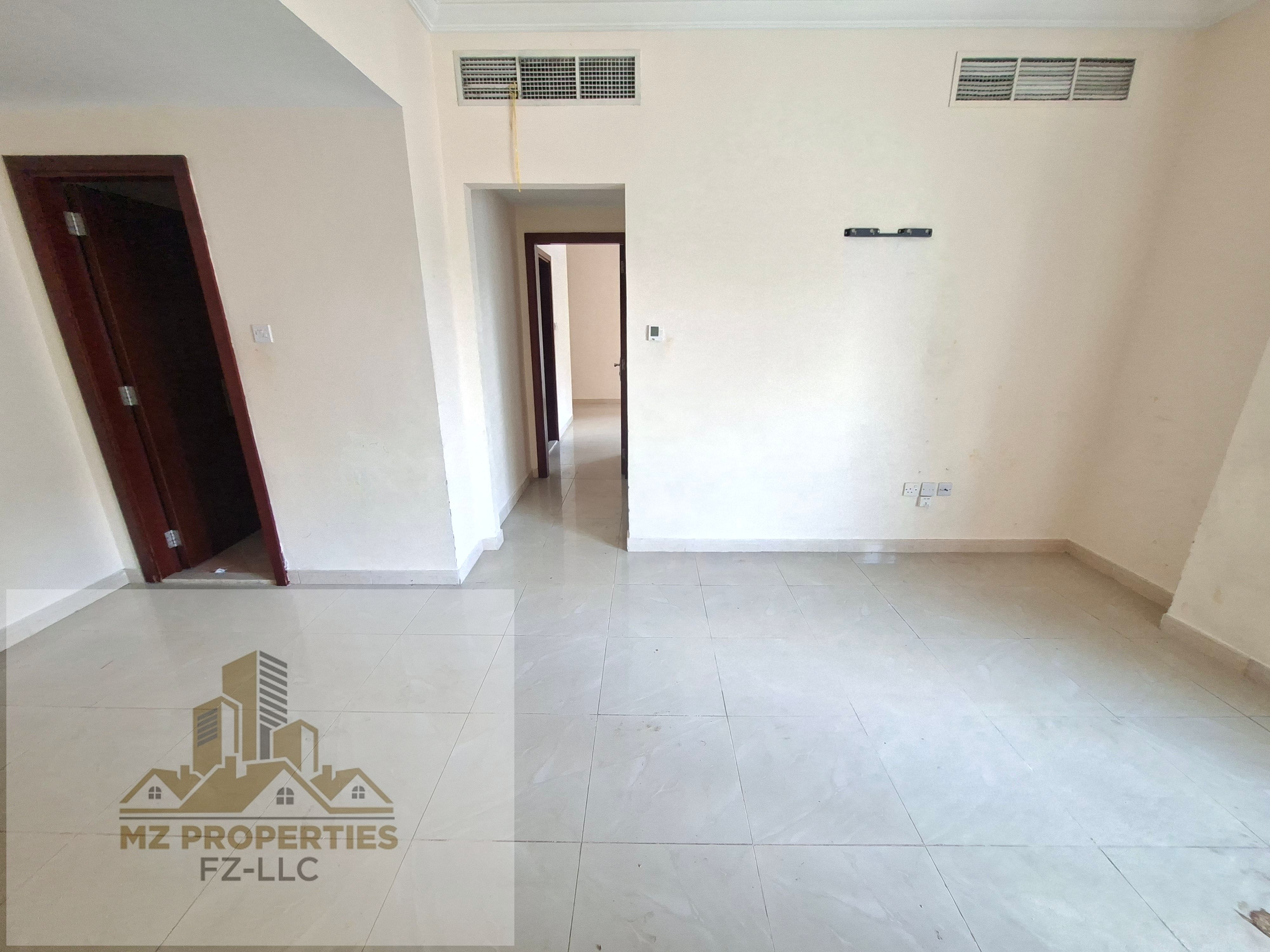 FANTASTIC AND BEAUTIFUL 1 BEDROOM HALL ! 2 BATH ! IDEAL LOCATION ! REASONABLE PRICE ! IN 27999