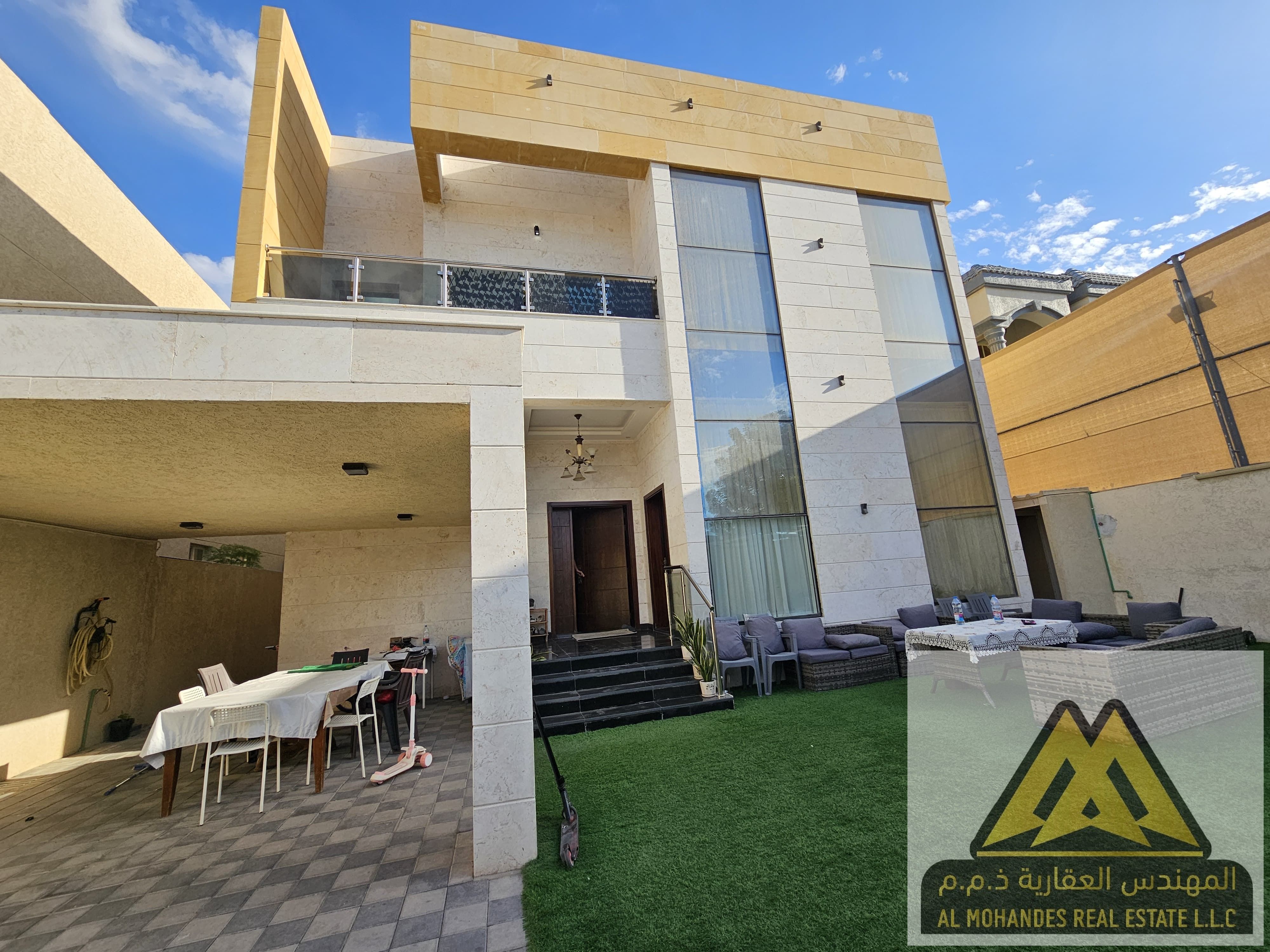 Luxury Villa for Sale in Al Mowaihat 3 – 5 Bedrooms, 2 Salons, 2 Kitchens, Central AC, 5,000 sq. ft | AED 2.5M