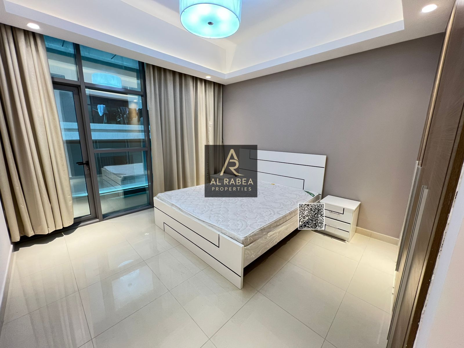 Gym-Swimming pool-Parking-close to all services