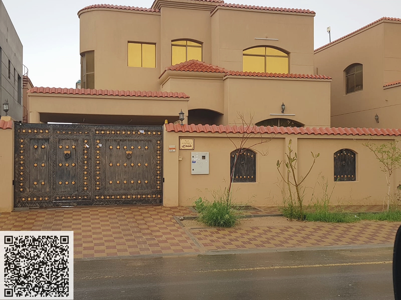 Residential/commercial villa for sale in Al Rawda - Main Street