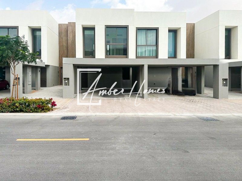 WALKING FROM POOL AND GYM | BRAND NEW | GREEN PARK