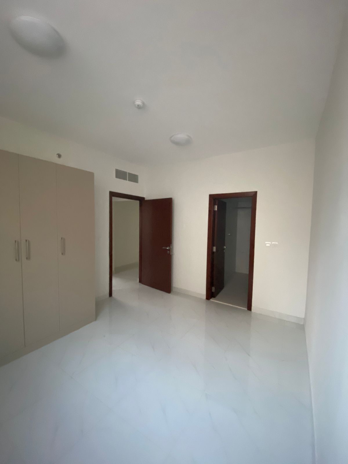 Two master bedroom , Three bathrooms and a living room First Occupancy