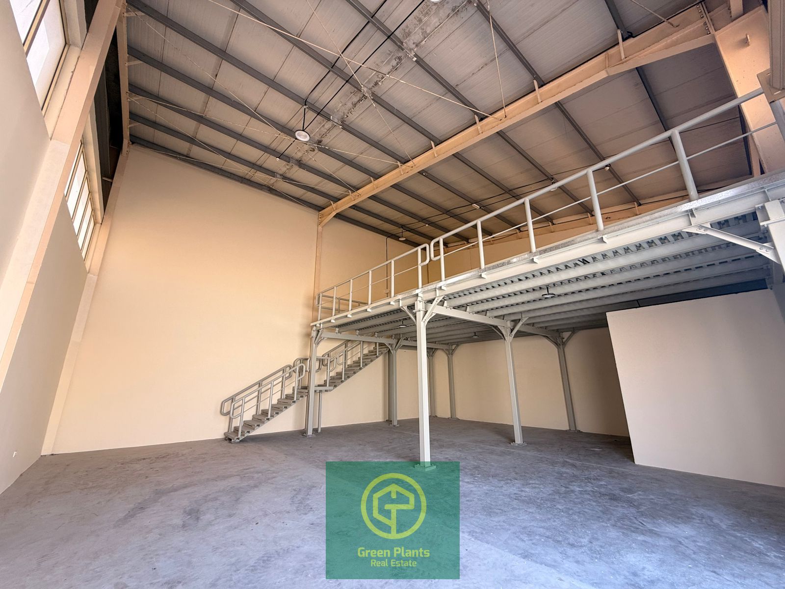Dubai Investment Park 3,600 sq. Ft warehouse with built-in toilet and pantry