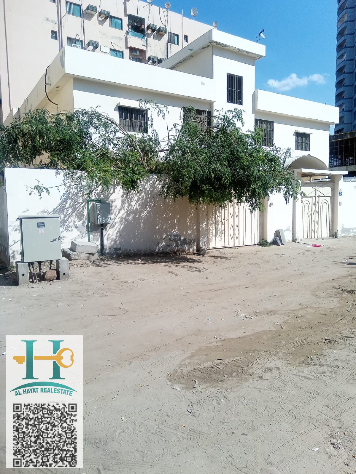 Al-Rashidiyah Villa 2 Villa Area 8000 Feet Residential Investment Permit Annual Income Old 140,000 Asking Price 2,800,000 Villa Second Corner Of Falcon Towers