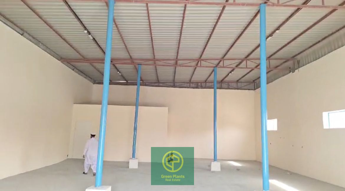 Al Hayl, Al Fujairah 8,100 plot area with built-in brand new warehouse