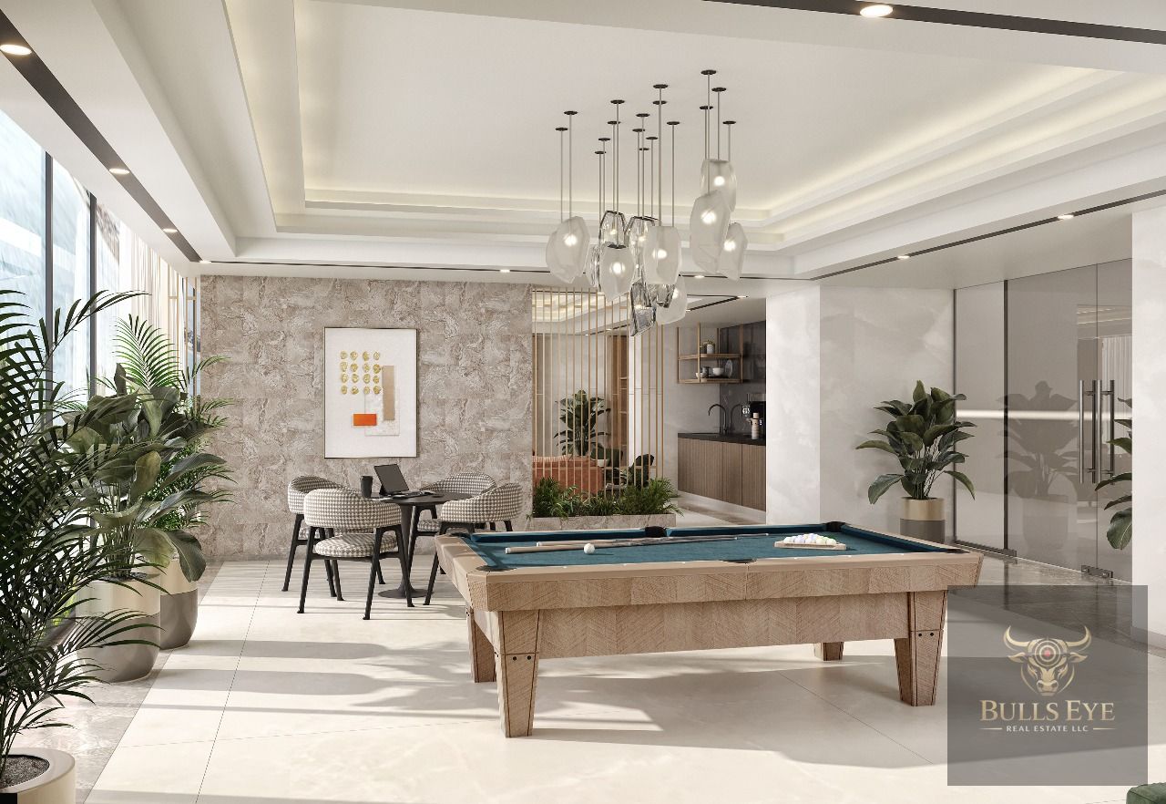 Elegant Luxury Water Front, Mo...