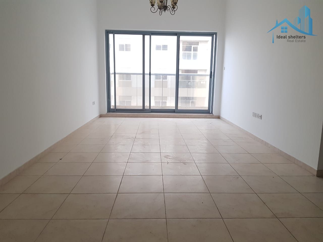 2B/R ~ Kids play area ~ party hall ~ Gym & pool included