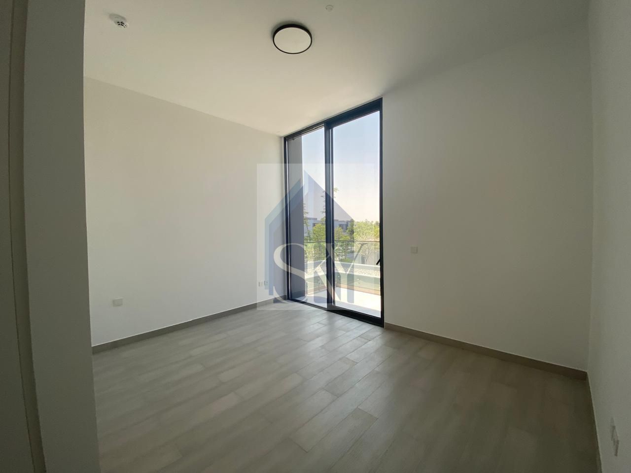 Elegant 5-Bedroom Villa for Sale - Azalea Masaar