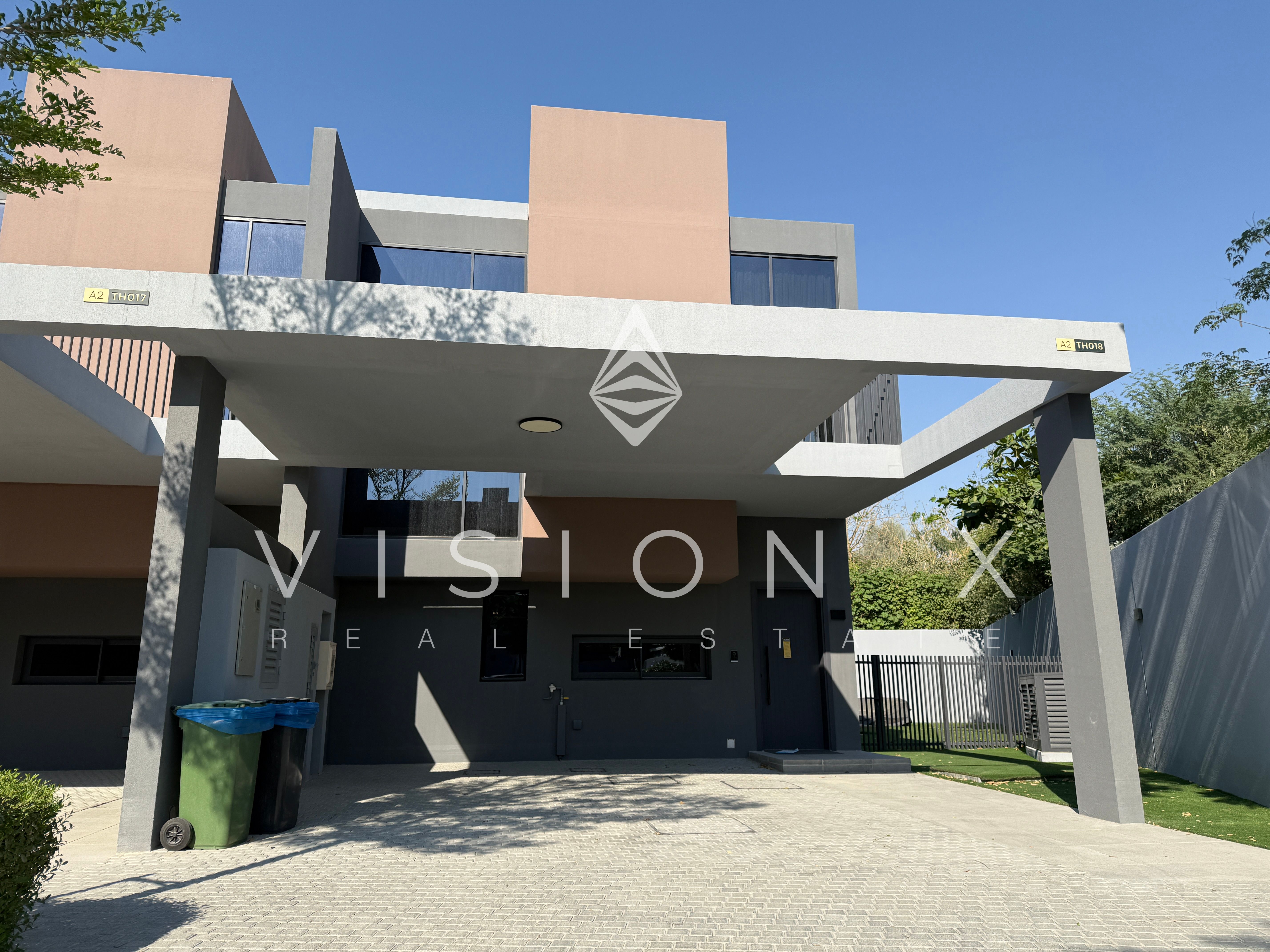 Stunning 4-Bed Villa | Spacious Modern Design