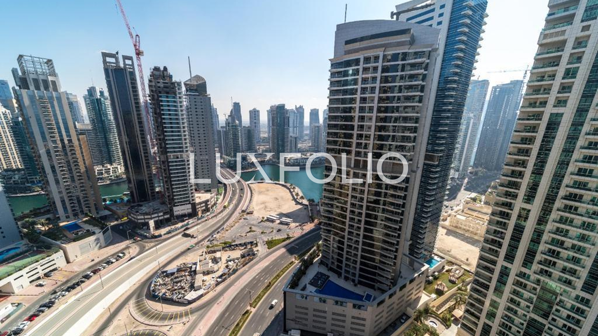 2 Bedroom | High Floor | Vacant Now!