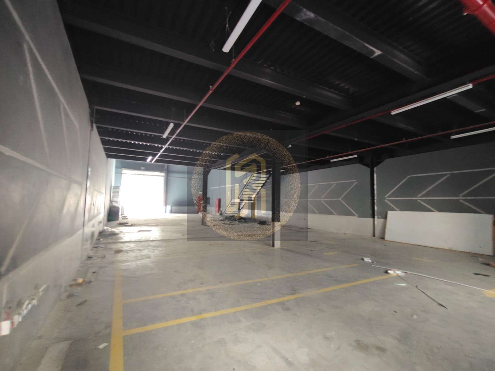 33KW - 4876 sqft Commercial Warehouse
