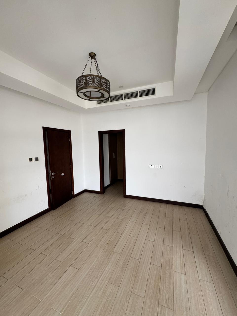 Residential villa for rent – Al Ghurfa area (directly on the Corniche) A unique opportunity for upscale living with an open view of the Corniche.