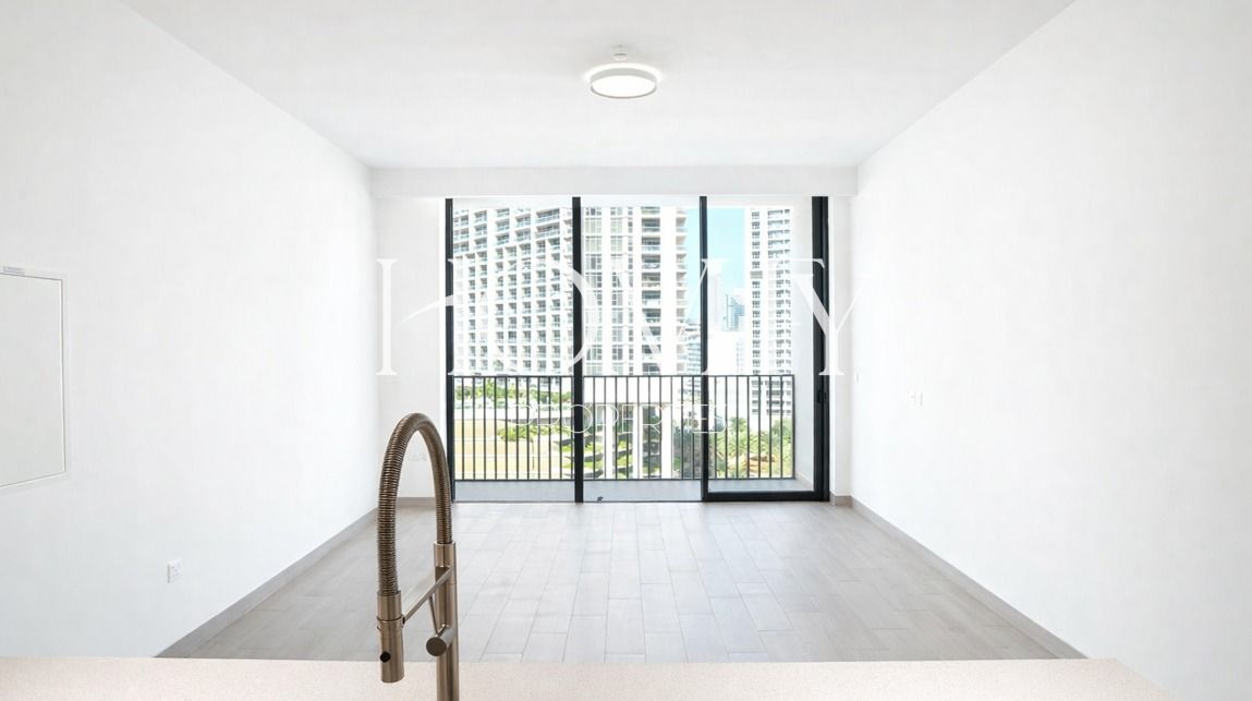 Corner Unit | Stunning View | 2 Parking Spaces