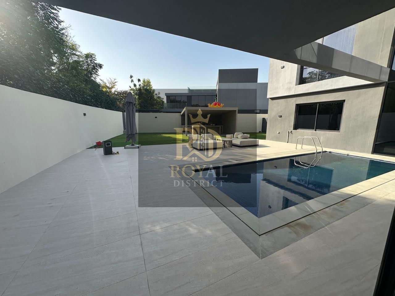 ELEGANT4BEDROOM VILLA WITH PRIVATE POOL | LUXURY FINISHING | CLOSE TO ALL AMENITIES | FREEHOLD | LOCATED IN A PRESTIGIOUS FOREST RESIDENTIAL COMMUNITY