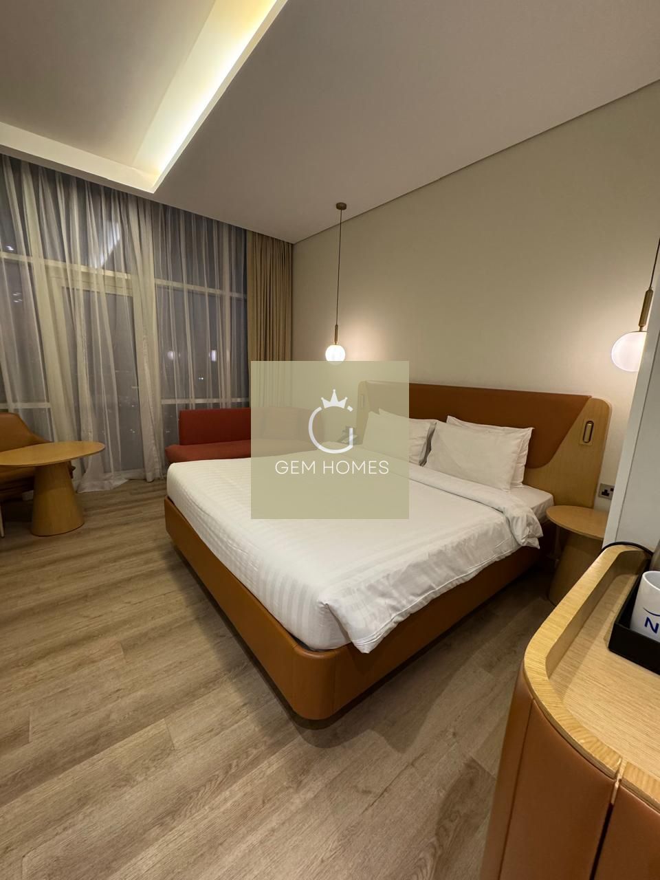 AVAILABLE IN 12 CHEQUES | ELEGANT | HOTEL MANAGED