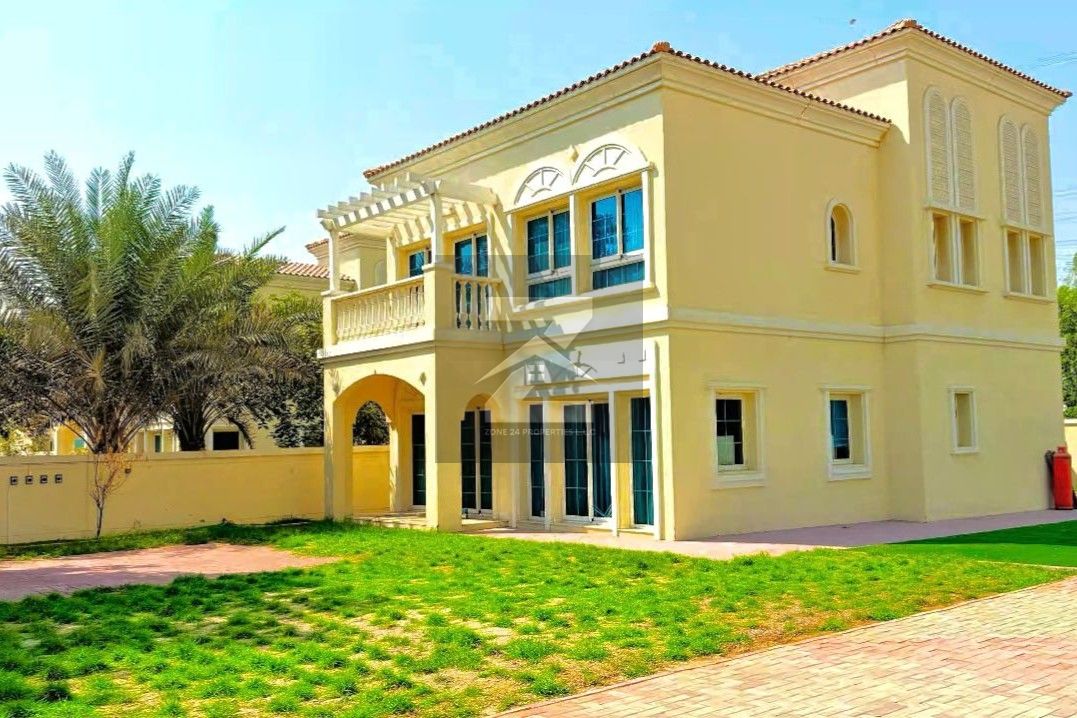 VOT | 2BR Corner Villa | Massive Plot