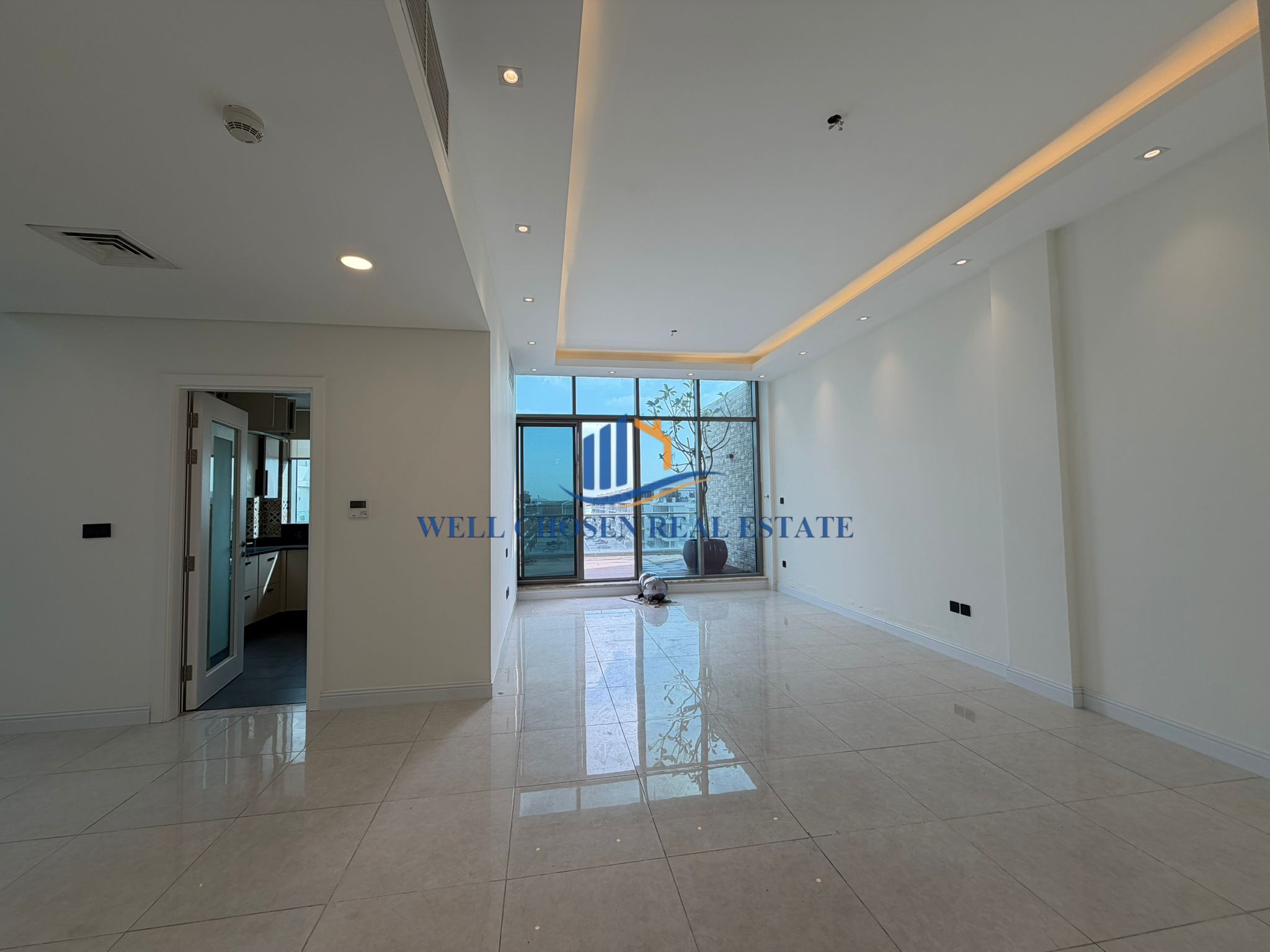 Vacant | Spacious Layout | Unfurnished