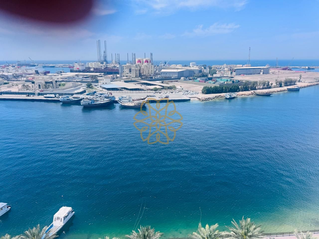 Specious Studio With Sea View In Al Mujjarha Area On Corniche