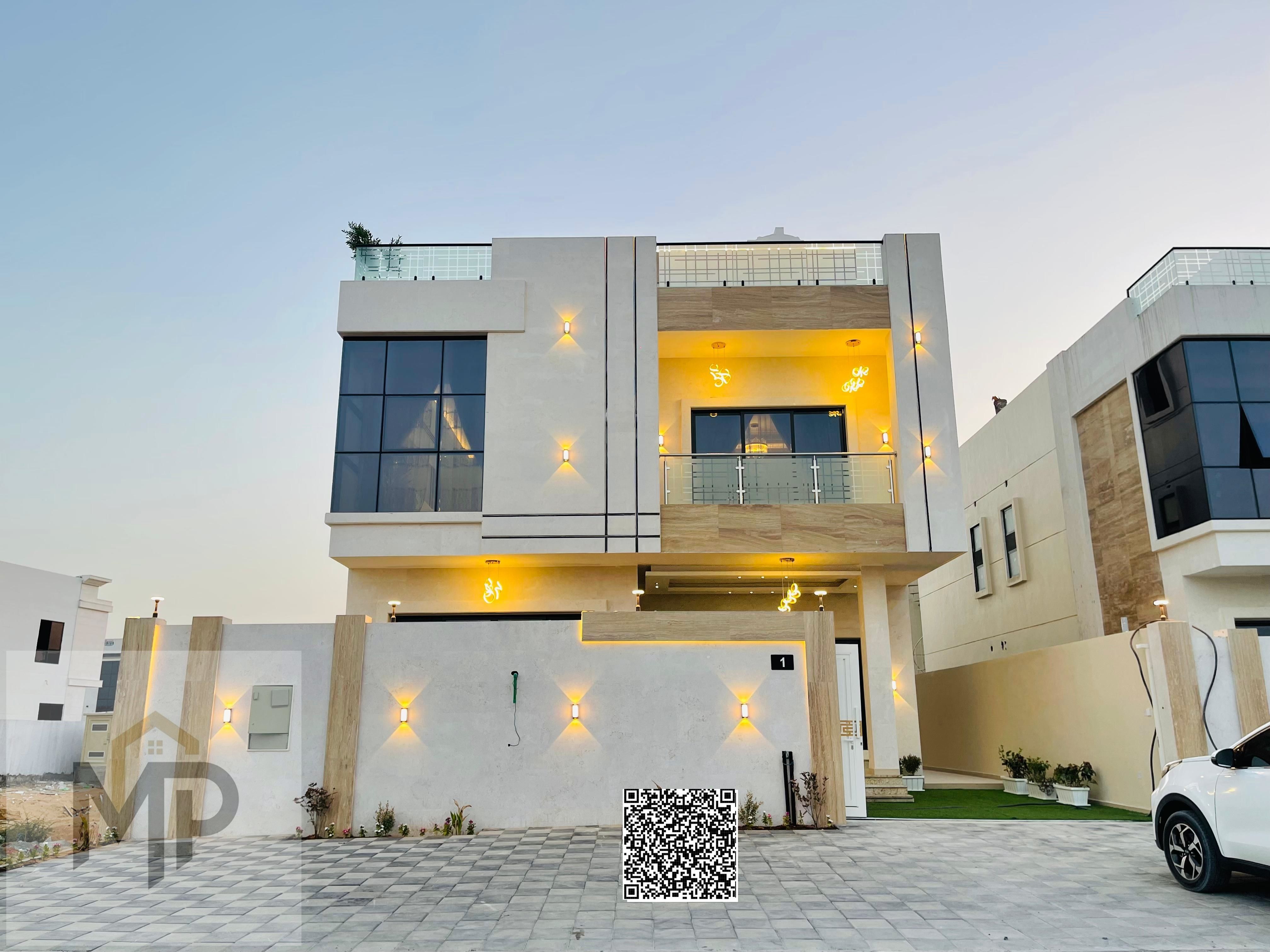 Luxury villa, fully furnished (ready to move in) with a very elegant interior design, includes all fees and air conditioning.