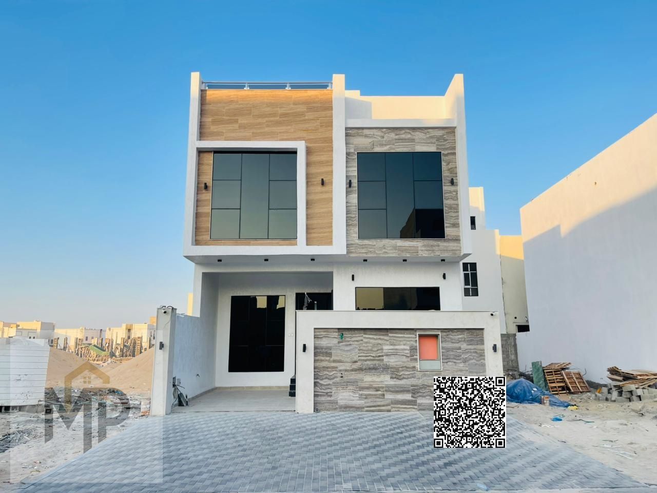 Own a luxury villa in one of Ajman's most prestigious areas at an exceptional price, including registration fees, electricity, water, and air conditio