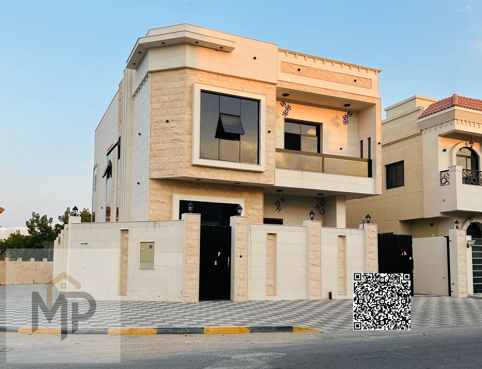 Affordable villa in one of Ajman's most prestigious areas. Freehold ownership for all nationalities. Next to the mosque.