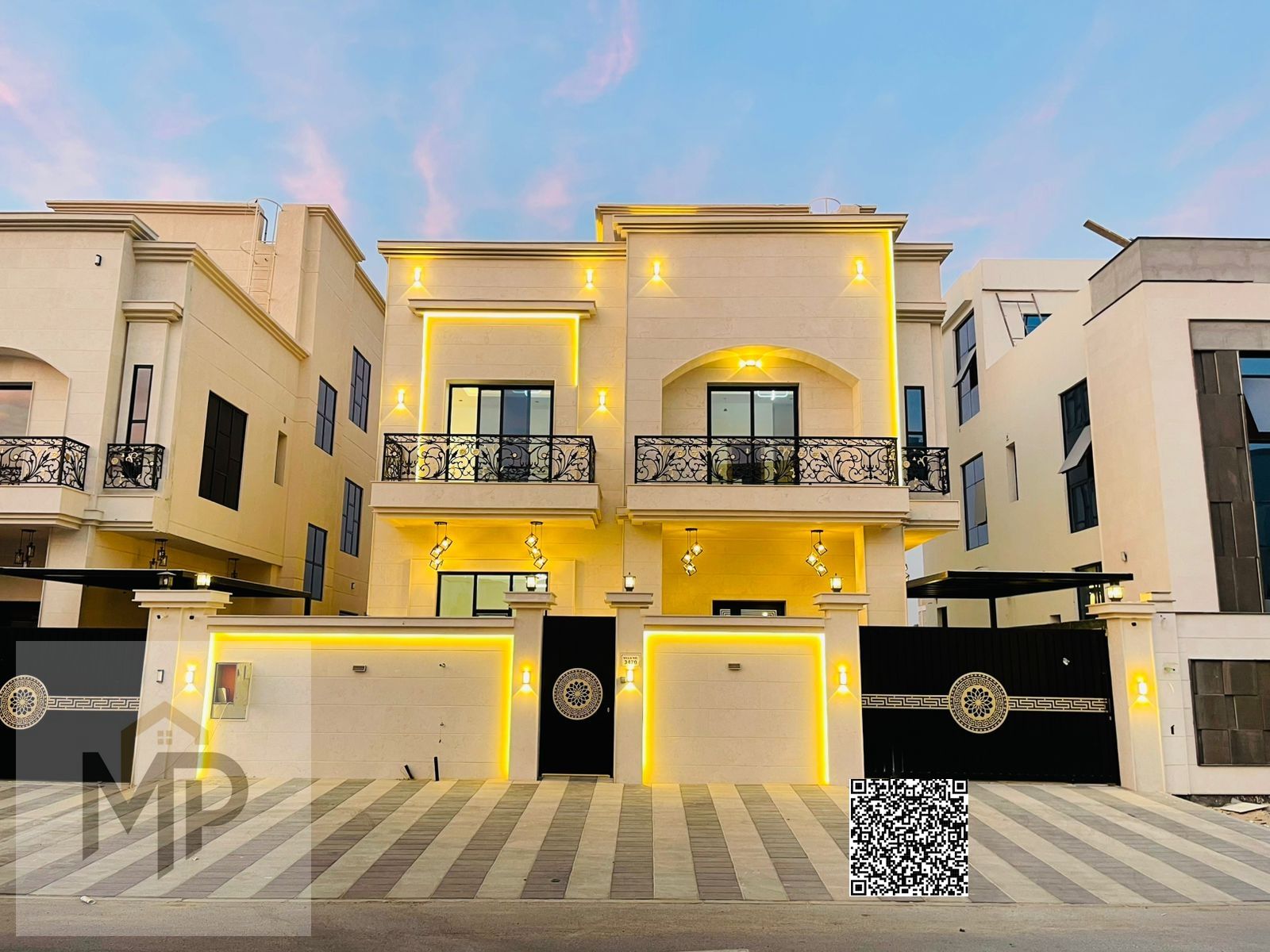 A luxurious, modern villa with high-end finishes and a private garden. Air conditioning is included in the price. An exceptional real estate opportuni
