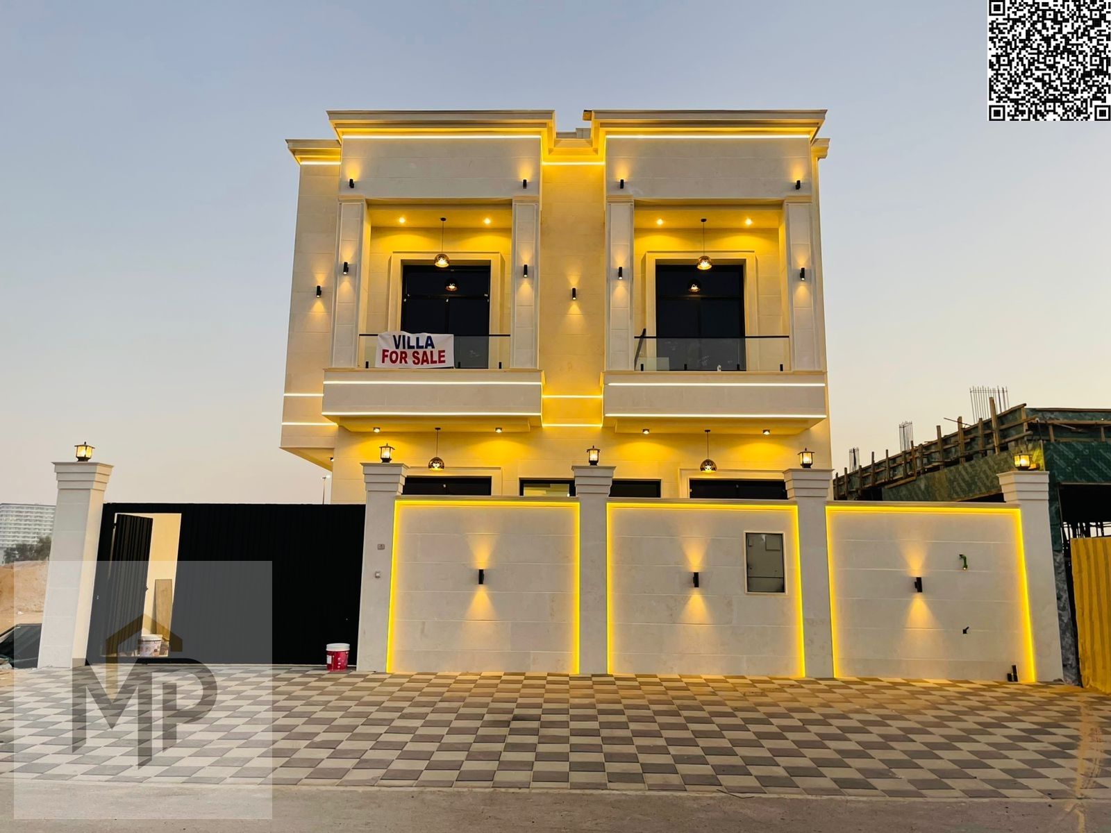 Luxury villa for rent with a modern design, high-end finishes, and a garden, at a special price. An exceptional opportunity.