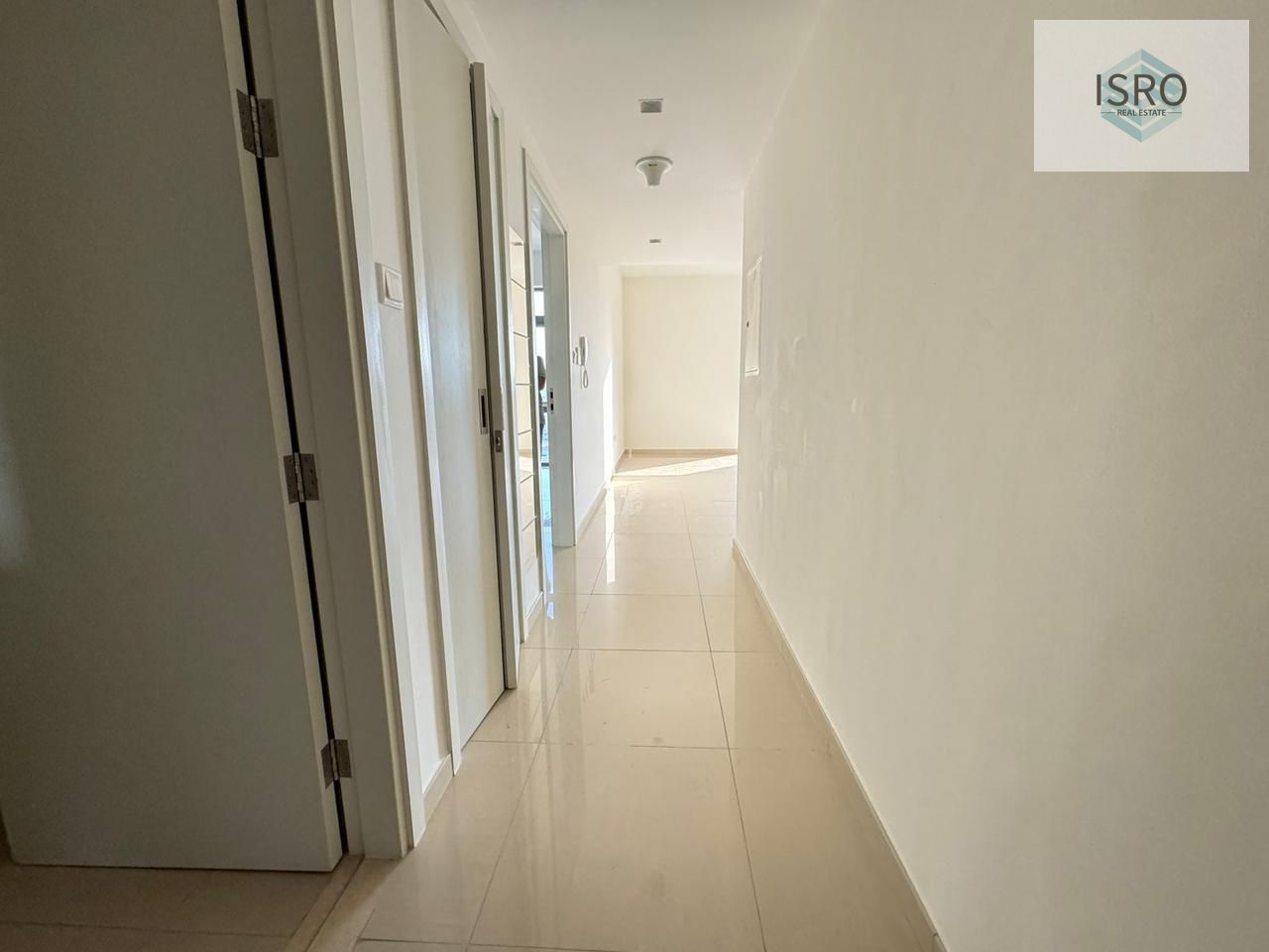 Spacious living | Gated community | Nearby Mall