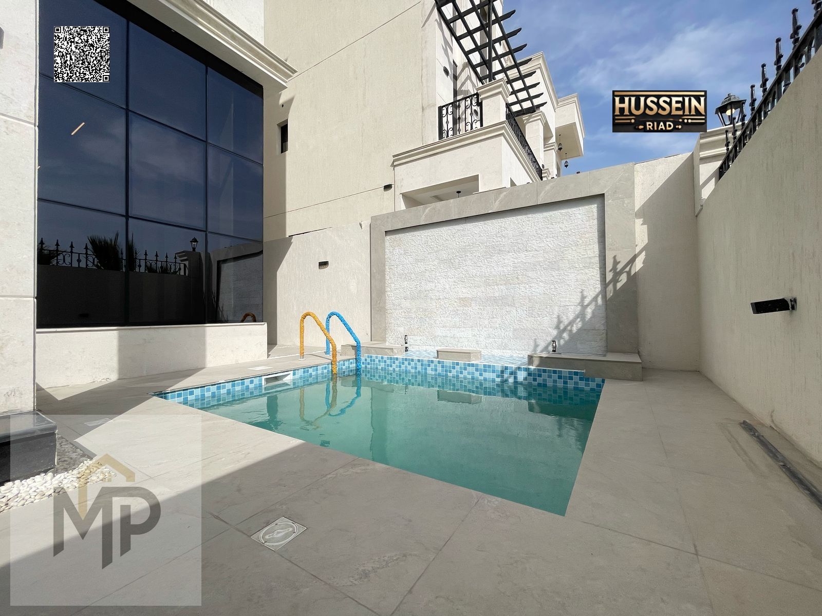 In Alia area, with a luxurious design, including registration and ownership fees, with a large area, and no annual service fees.