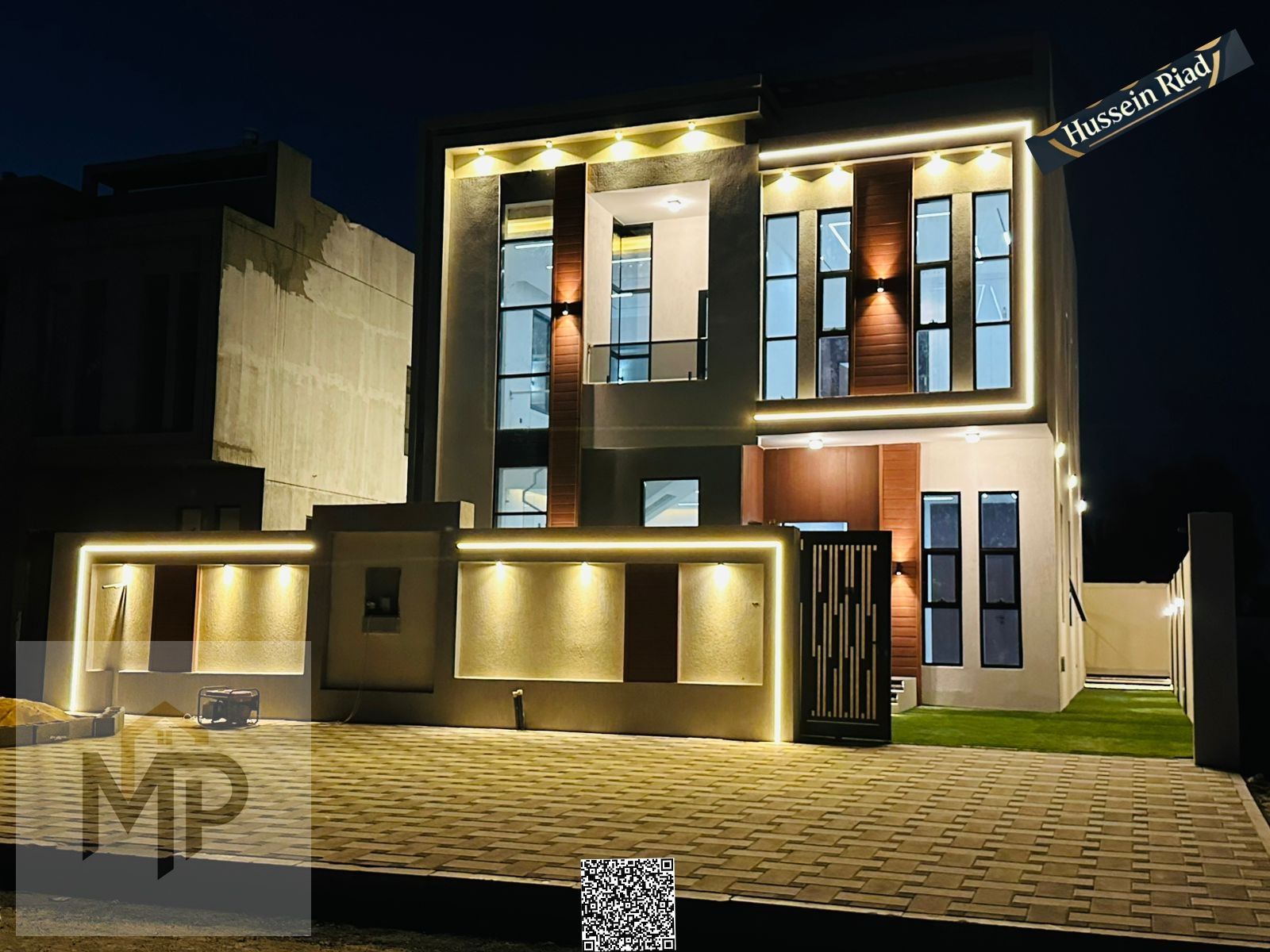Own a luxurious villa with super deluxe finishing in Al Helio 2 area at a price including registration and ownership. Freehold for life.