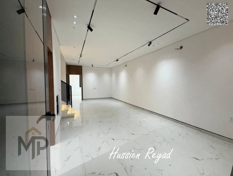 For sale: Villa with personal finishing, close to the mosque, including registration fees, in exchange for the Azha project.