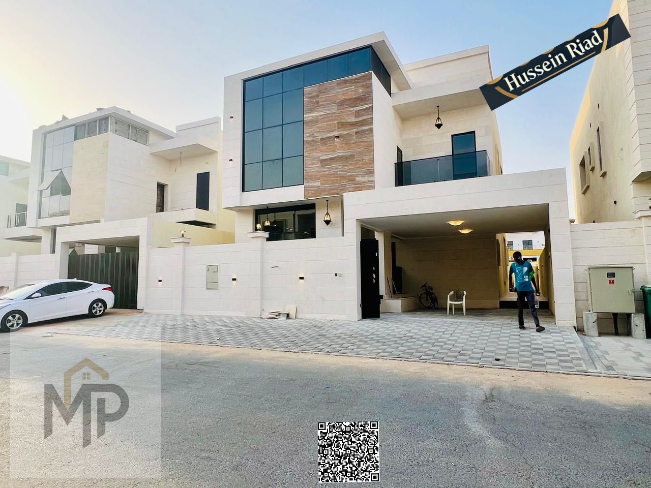 Luxury villa in Al Yasmin - Ajman | Ideal location and excellent finishes. Water, electricity, and air conditioning included.