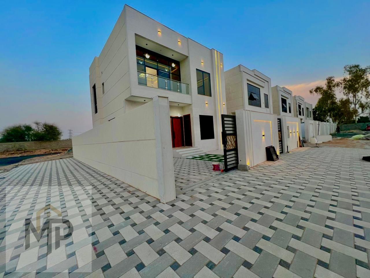 Own a fully furnished, ready-to-move-in villa in Al-Haliou 2, featuring 4 master bedrooms, 2 living rooms, and a large yard.