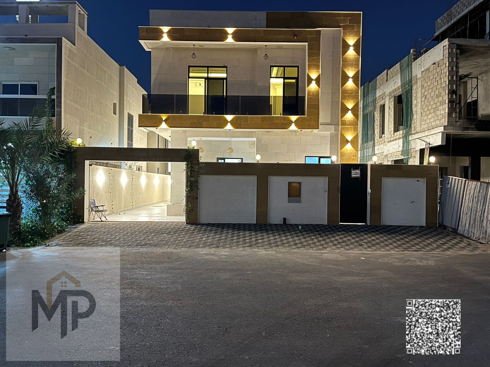 Luxury villa for sale, 5 master bedrooms, in Al Yasmin, opposite Al Rahmaniyah – prime location