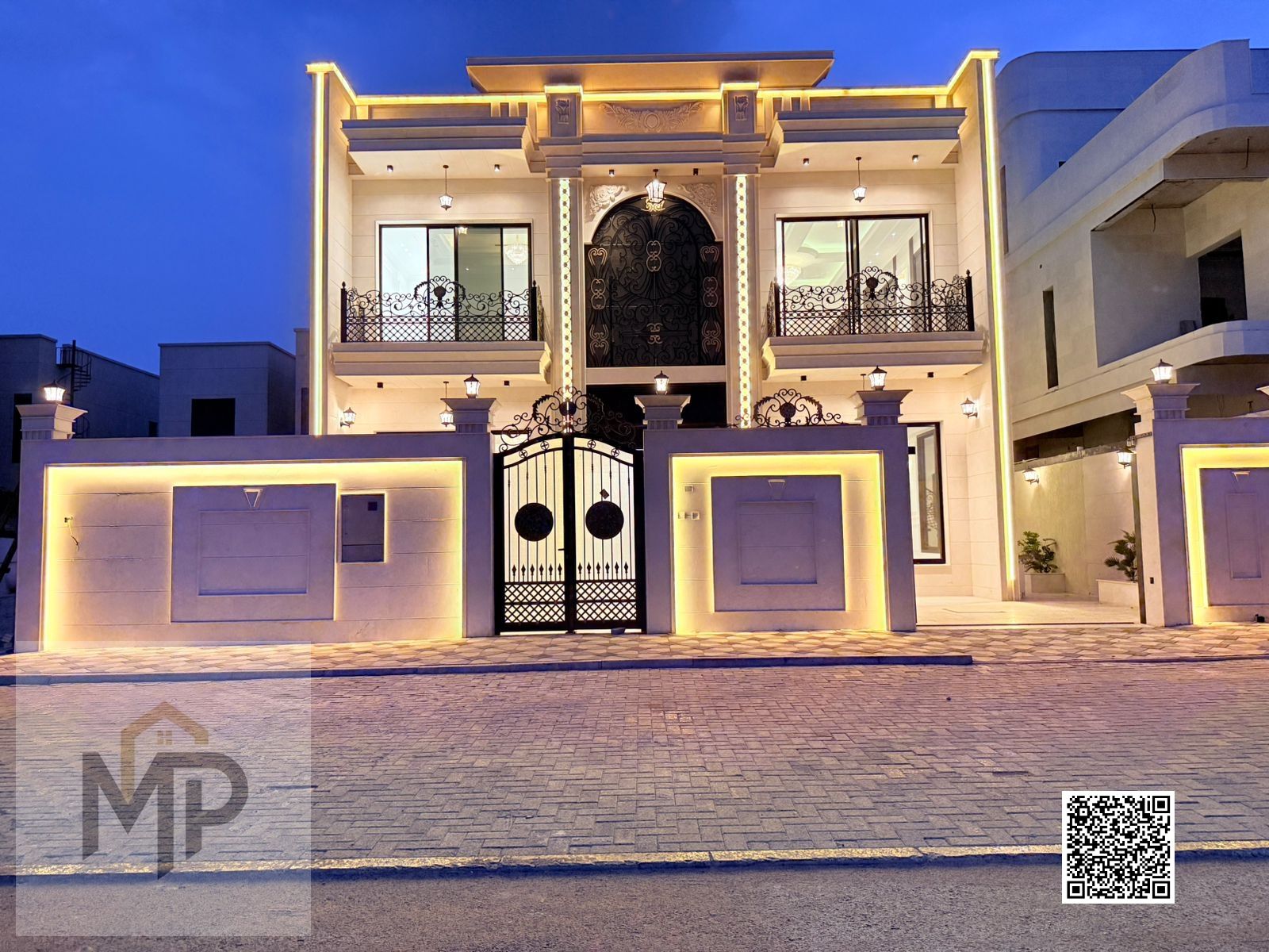 A villa, including AC installation fees, on the main street, ready to move in, in one of Ajman's most prestigious areas. Freehold ownership for all na