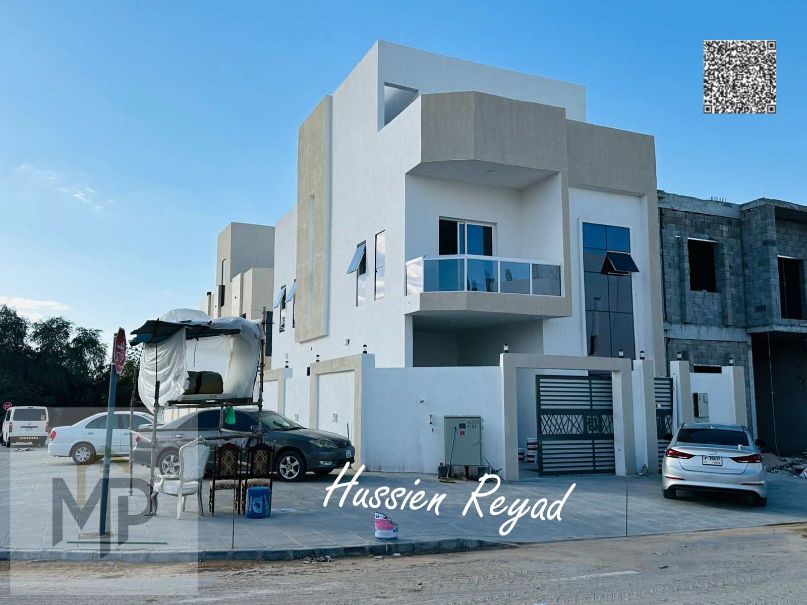 Own your dream villa at a price including fees, on a corner lot with two street frontages. Invest in a luxurious villa in the heart of Al-Hilweh, in a