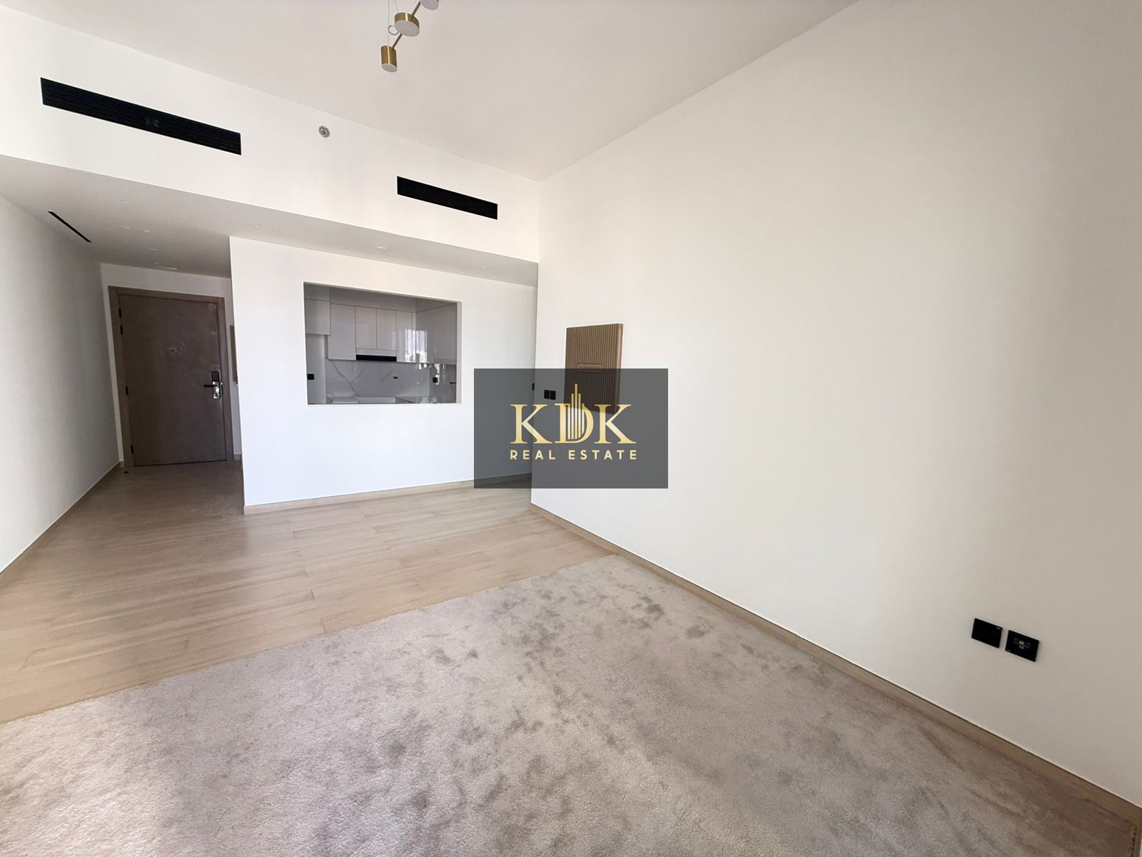 Marina View | Fitted Kitchen | Higher Floor